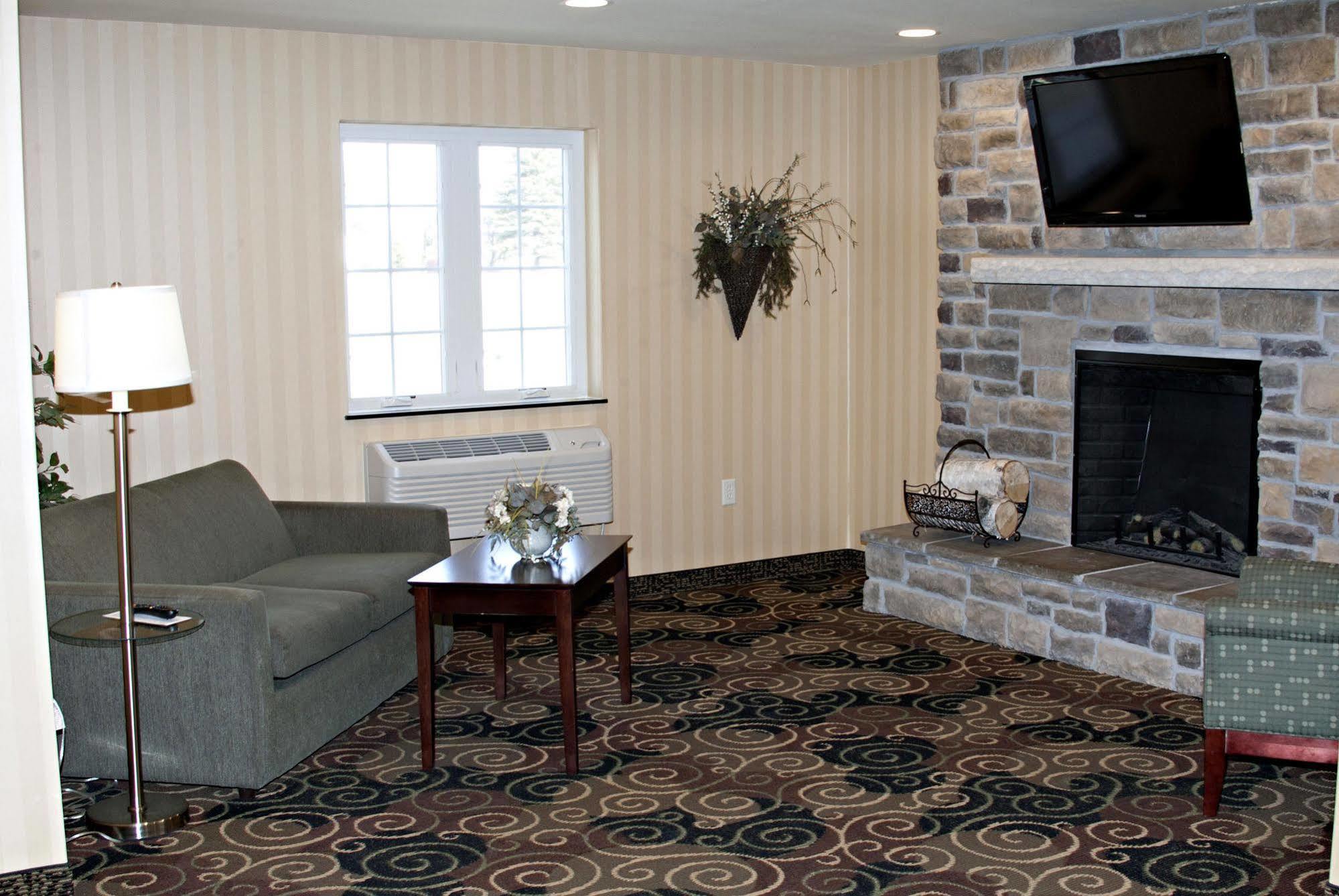 Cobblestone Inn & Suites - Langdon Bagian luar foto